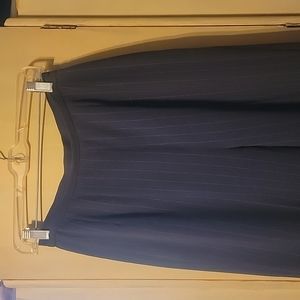 Barely worn Maggy London trousers